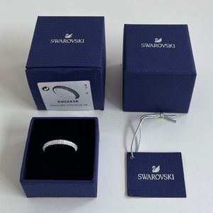 Swarovski Stone Ring